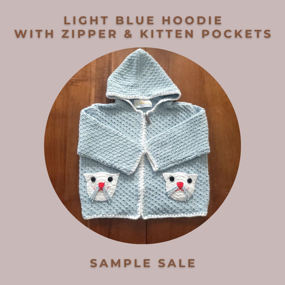 Light_Blue_Hoodie_with_zipper_Kitten_pockets