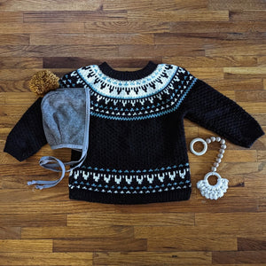 Unisex-Nordic-Style-Sweater-Black