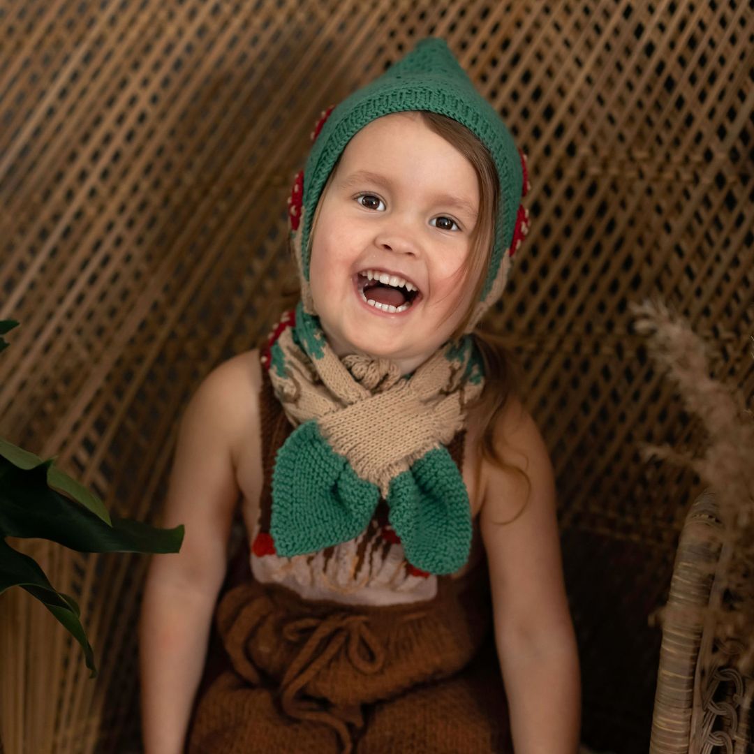 Hunter-Green-Mushroom-Neck-Scarf