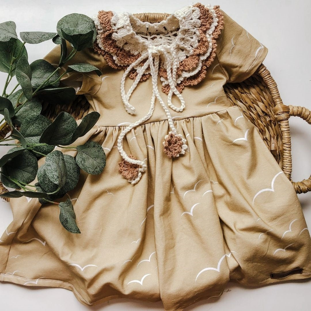Cecilia-Crochet-Collar-Brown-Cream