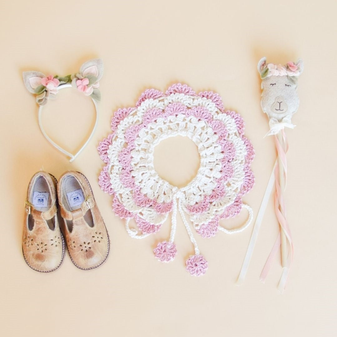 Cecilia-Crochet-Collar-Pink-Cream