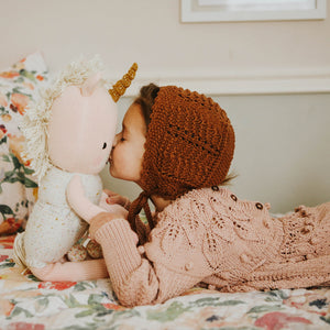 Gender-neutral-Baby-Diaries-Bonnet-rust