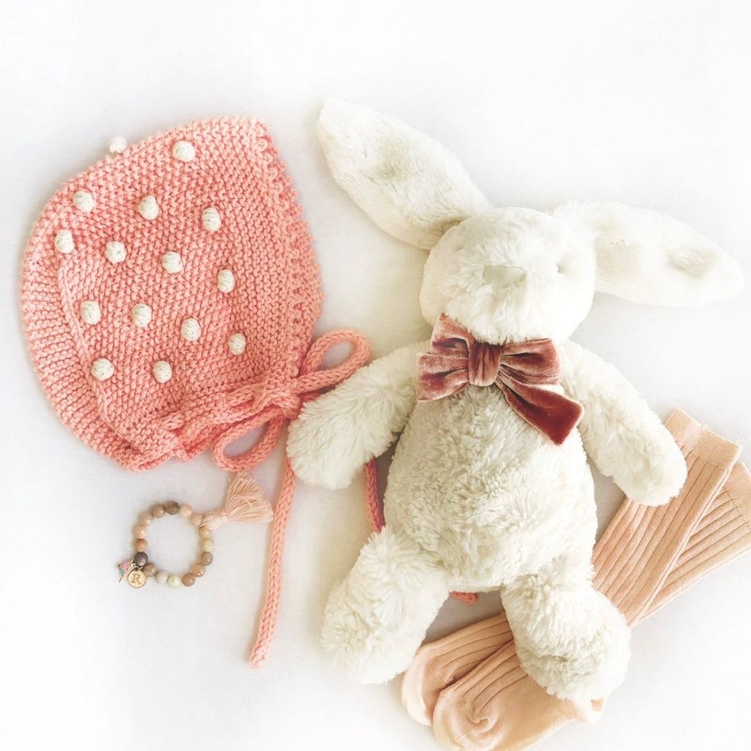 Popcorn-Knit-Bonnet-Pink-Cream